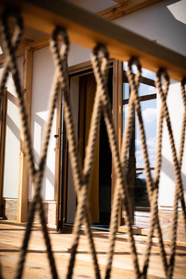 Bieszczadzki Hals - Dom Blizniak Apartment Polańczyk Екстериор снимка